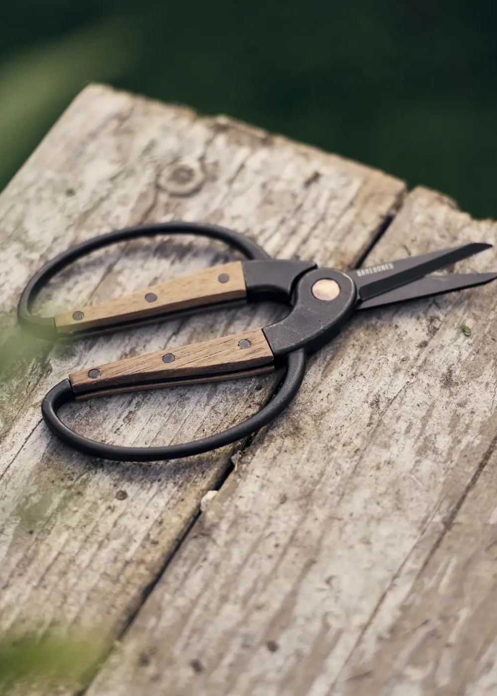 Garden Harvest Scissors - Menagerie Farm &amp; Flower