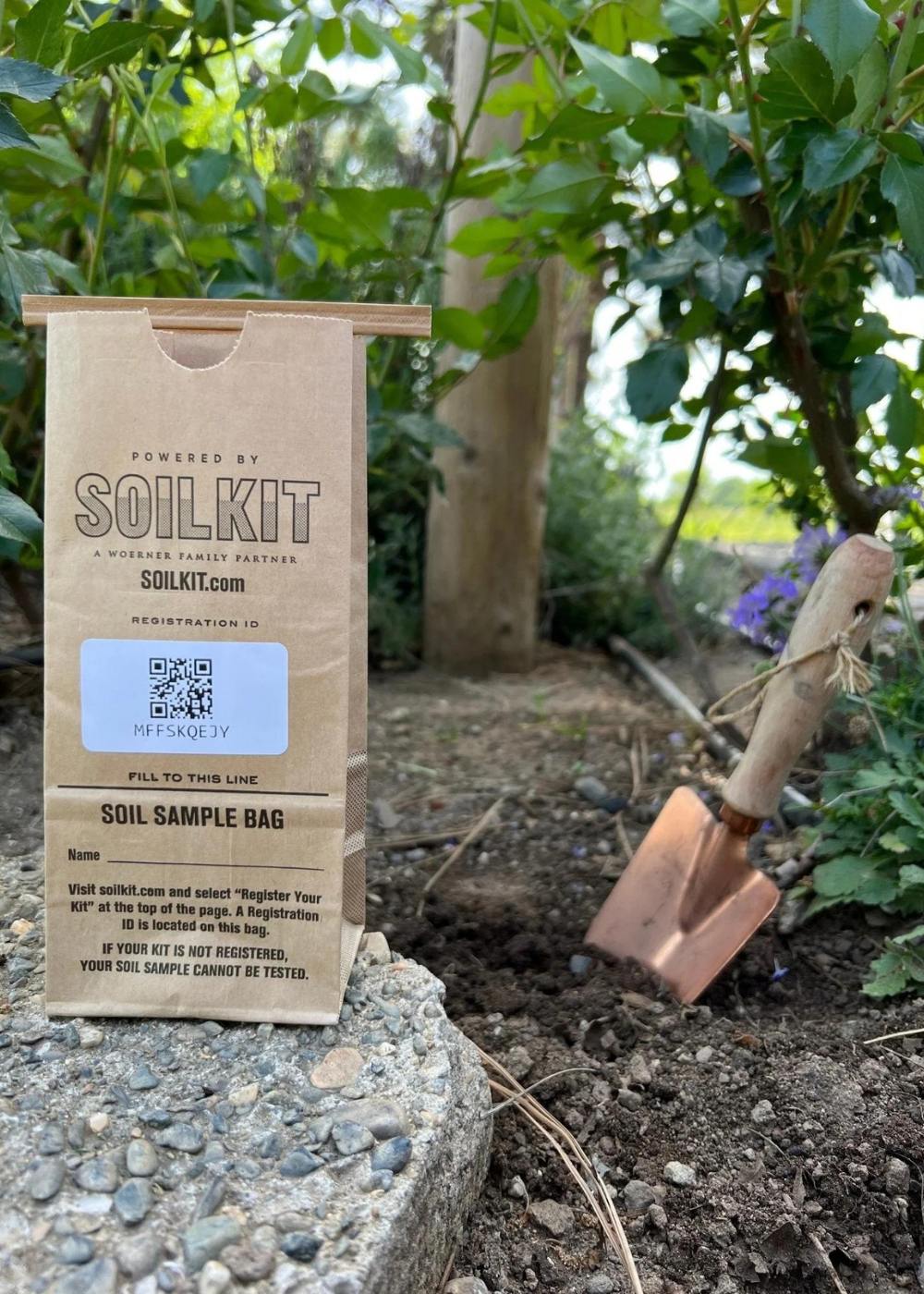 Soil Test Kit - Menagerie Farm &amp; Flower